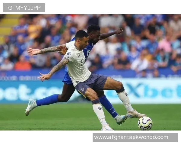 英超水晶宫不敌曼联赛后分析他为何在关键时刻逆袭